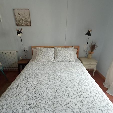 Les Magranes Bed & Breakfast Argelaguer Екстериор снимка